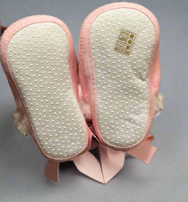 Load image into Gallery viewer, Faux Fleece &amp; Fur Infant Shoes
