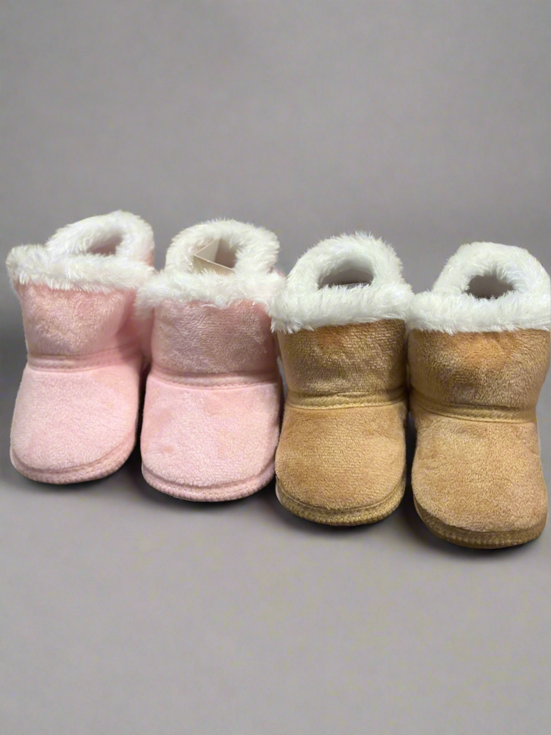 Load image into Gallery viewer, Faux Fleece &amp; Fur Infant Shoes
