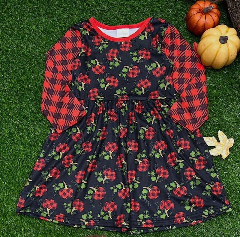 Load image into Gallery viewer, Plaid Pumpkin Dress
